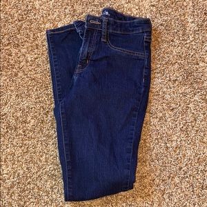 Size 2 Wild Fable skinny jeans